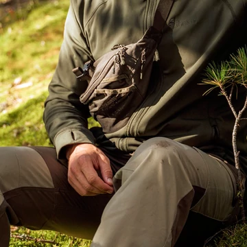 sötét olívazöld (128)