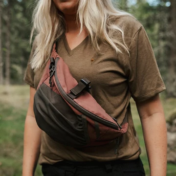 PINEWOOD® CROSS ÖVTÁSKA 4L 