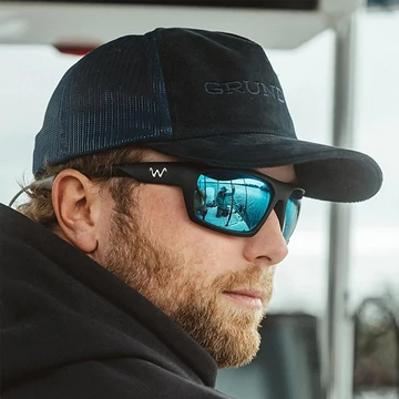 GRUNDÉNS CORD WORDMARK TRUCKER