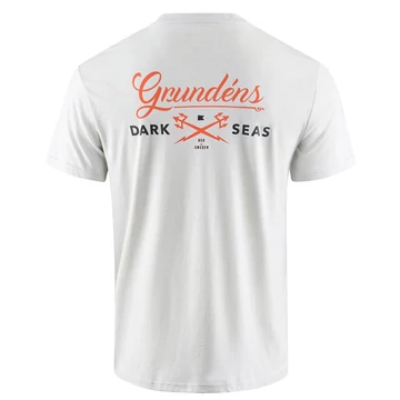 GRUNDÉNS DARK SEAS X GRUNDÉNS SS T-SHIRT