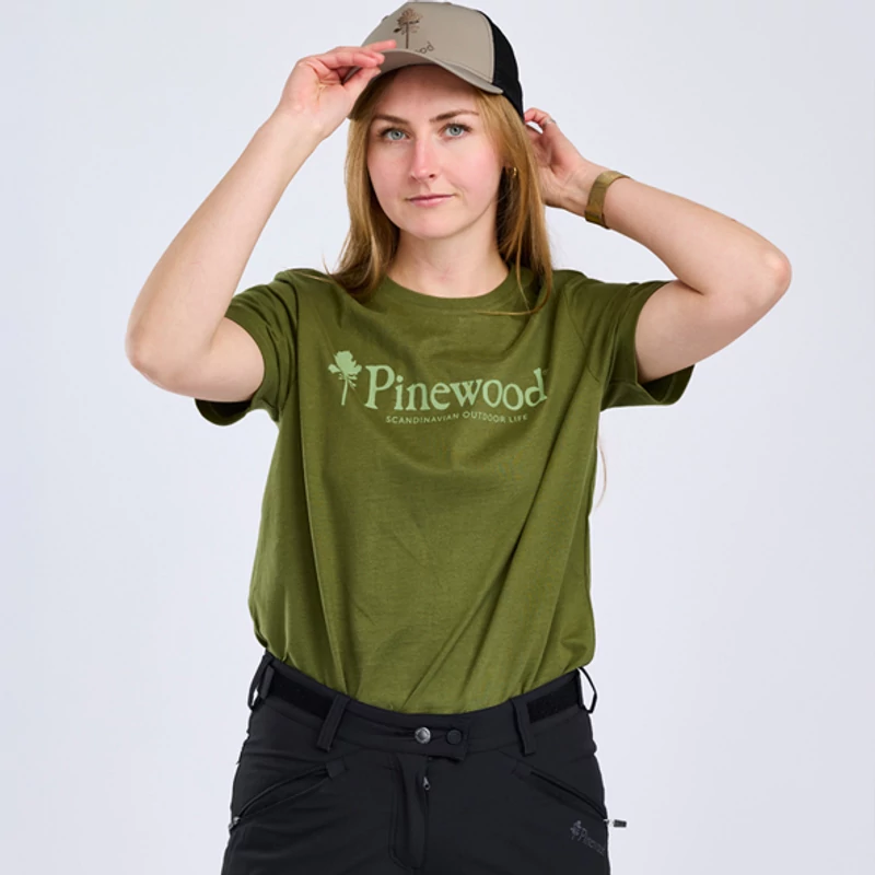PINEWOOD® OUTDOOR LIFE NŐI RÖVIDUJJÚ